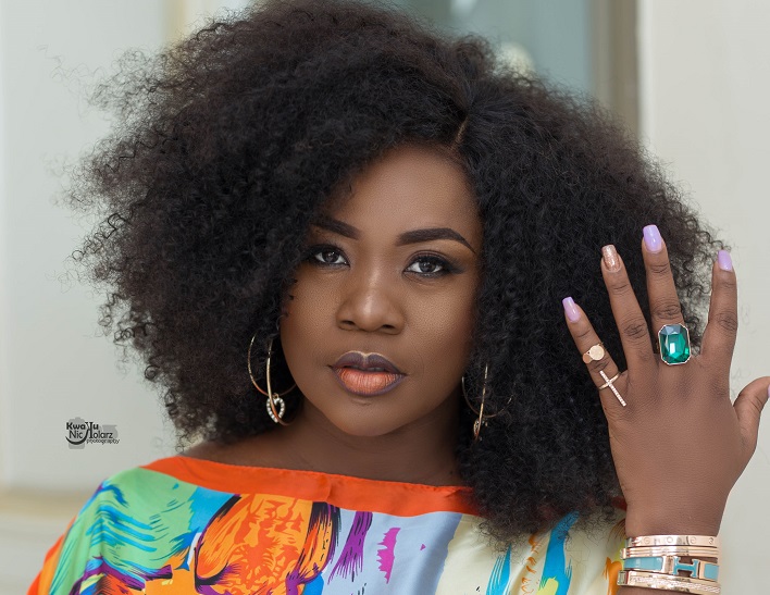 Emelia Brobbey - Fa Meko - JiveGH.com